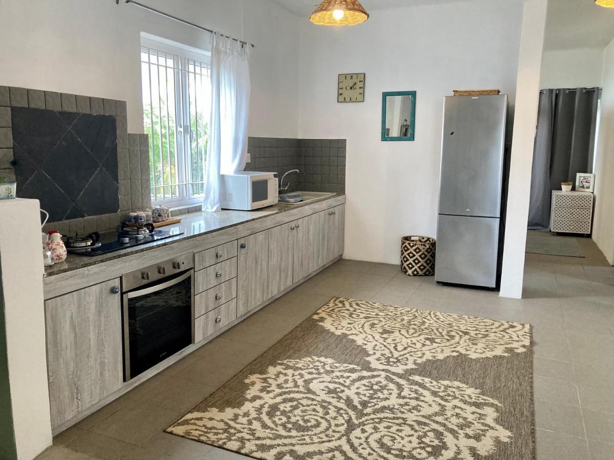 Chez Jess Apartment Кап Малюро Екстериор снимка
